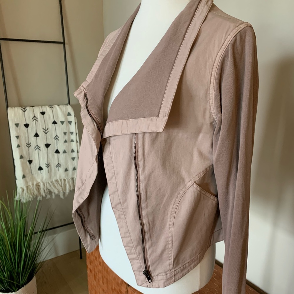 Dusty Rose colored jacket - Picture 3 of 6